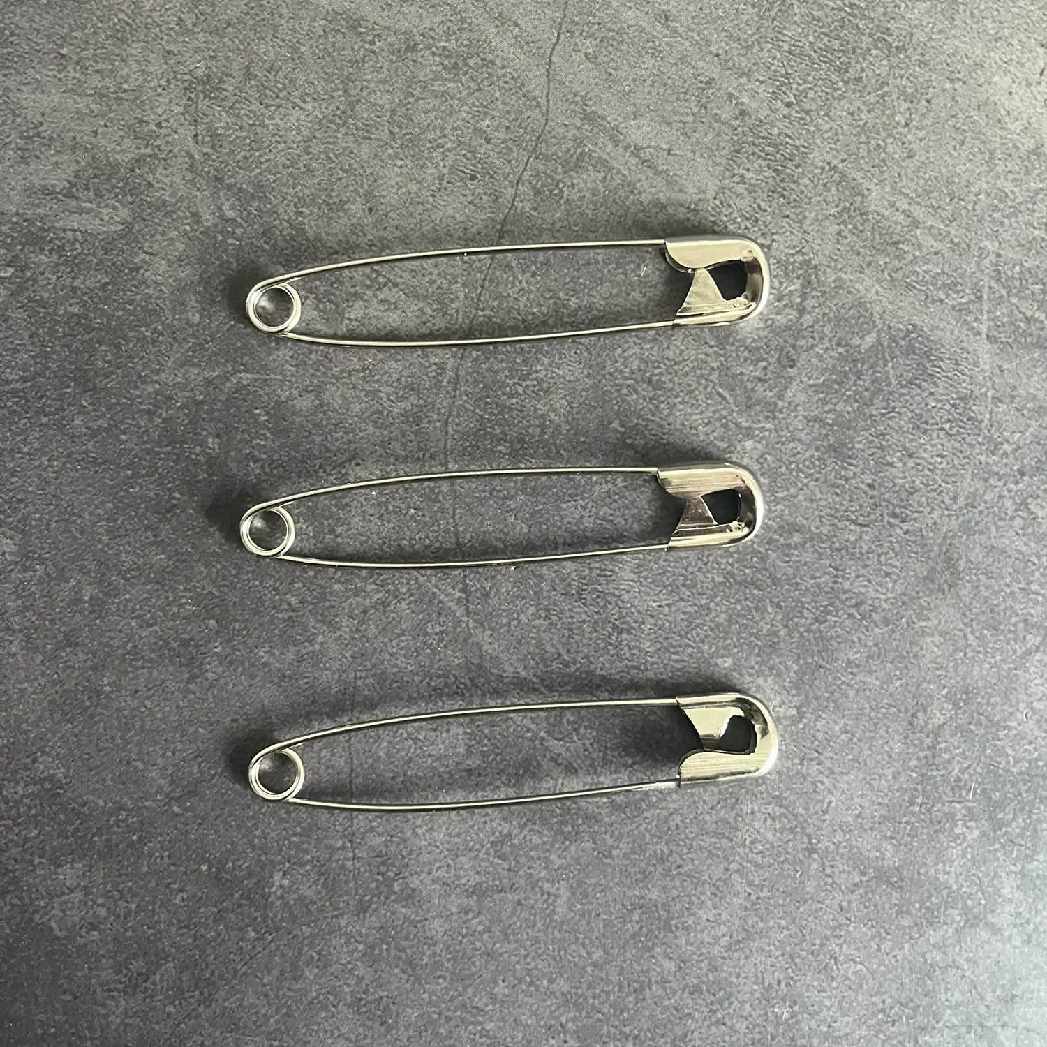 การเชื่อมโยงคลิป Magic Tricks Visual สามการเชื่อมโยง Pins การเจาะคลิป Magia Close-up Street Illusions ลูกเล่น Mentalism Props