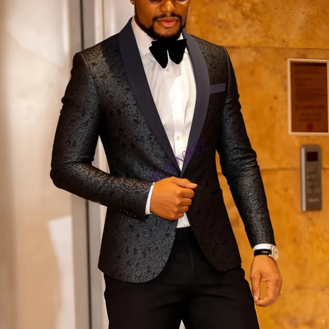 

Мужской костюм-тройка на заказ: приталенный пиджак, жилет и брюки для выпускного и свадебных торжеств