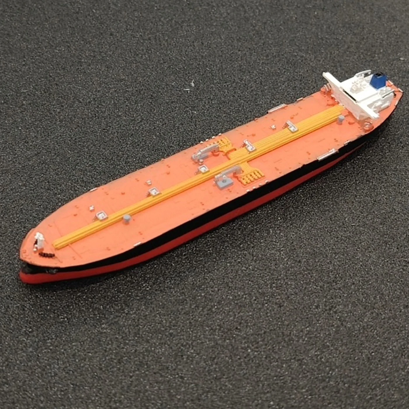 

1/2000 Mini Aframax Tanker Model 12.5cm 3D Printed One-Piece Ships Static Model RTR Ship Toy Boy Toys Ornament