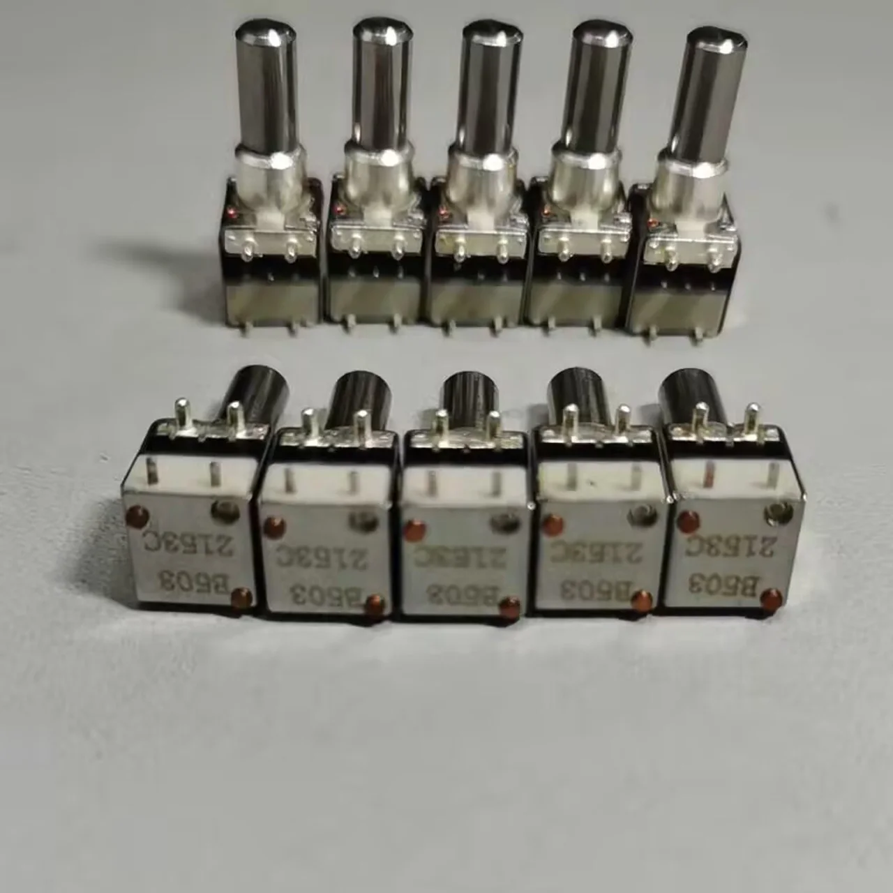 مفتاح تشغيل/إيقاف الصوت الدوار 1875103C04 لـ GP338D GP328D GP338D+ GP328D+ DP4800 DP4801E XPR7550 #2