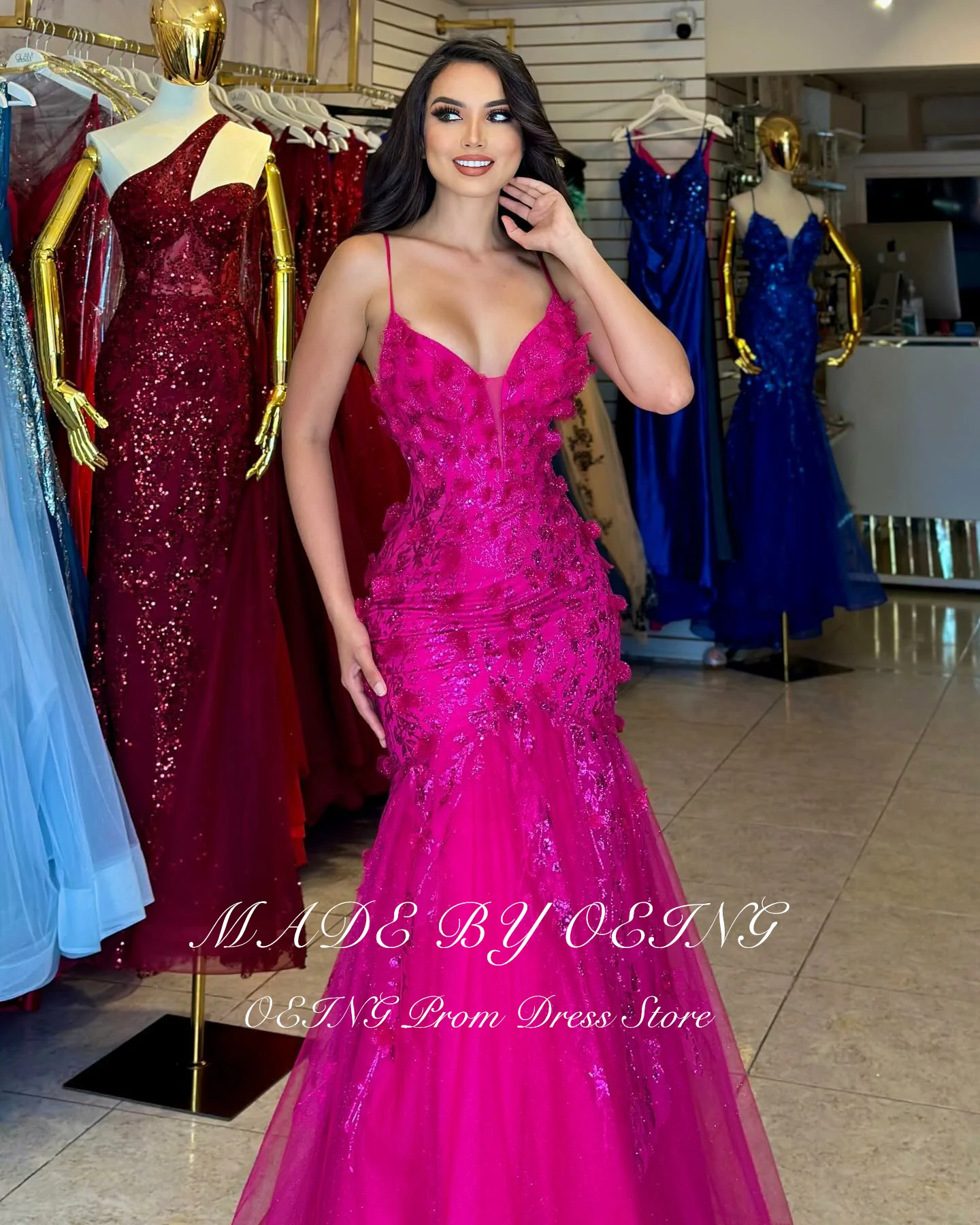 Gaun Prom Fuchsia gaun malam leher-v berjenjang Tulle tali Spaghetti elegan gaun acara khusus Vestidos De Gala