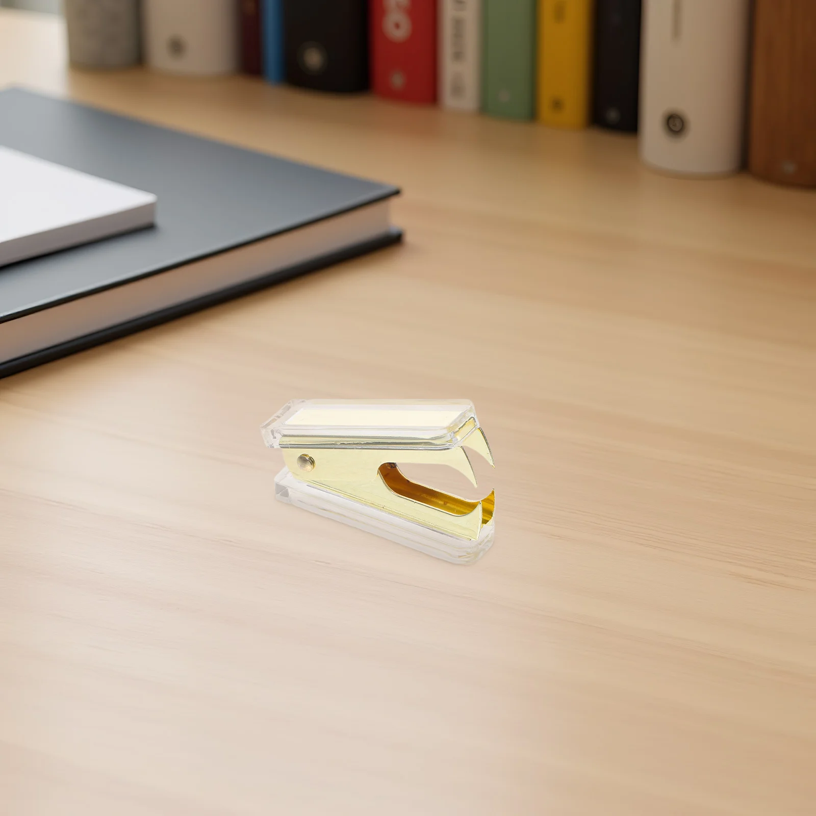 3 قطعة مزيل دباسة شفافة مدمجة أداة استخراج الأظافر الفعالة المحمولة للطلاب المحترفين كباسات واضحة للمكتب