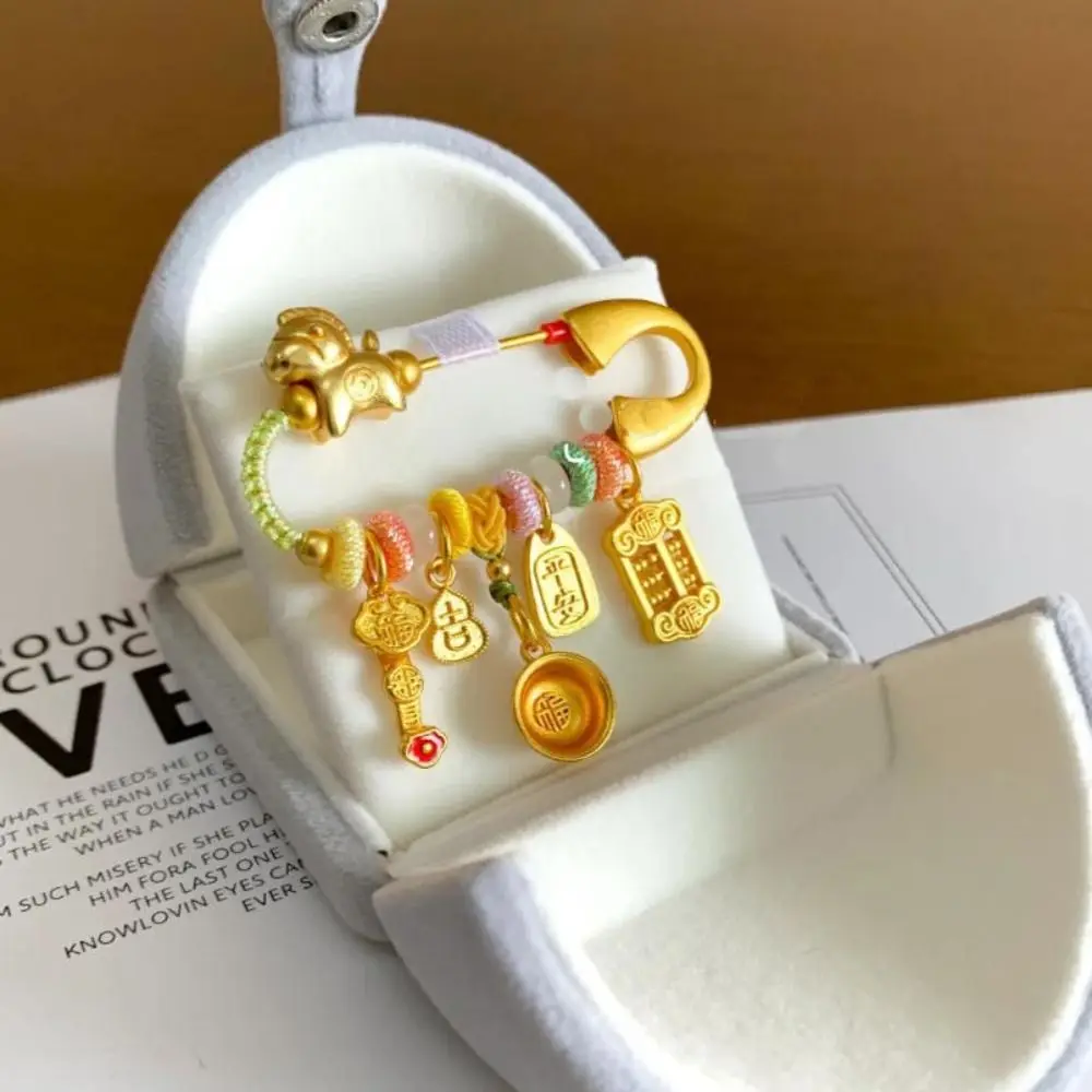 Horse Year Zodiac Horse Brooch Pendant Pony Gold Color Sand-plated Ornaments Safety Chinese Style Lucky Pins Pregnant Women