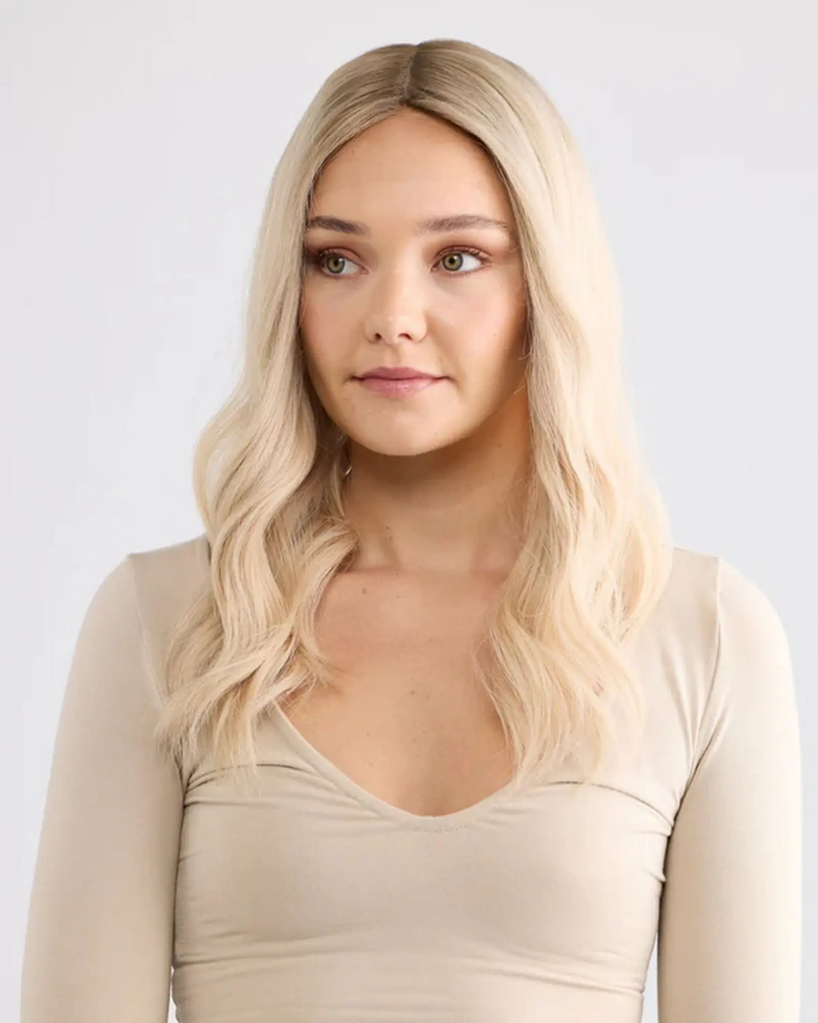 نمط جديد أومبير شقراء ضوء جذور HD غير مرئية الاصطناعية الدانتيل شعر مستعار أمامي المصنع الأصلي رخيصة الباروكات للنساء شعر مستعار للحفلات اليومية