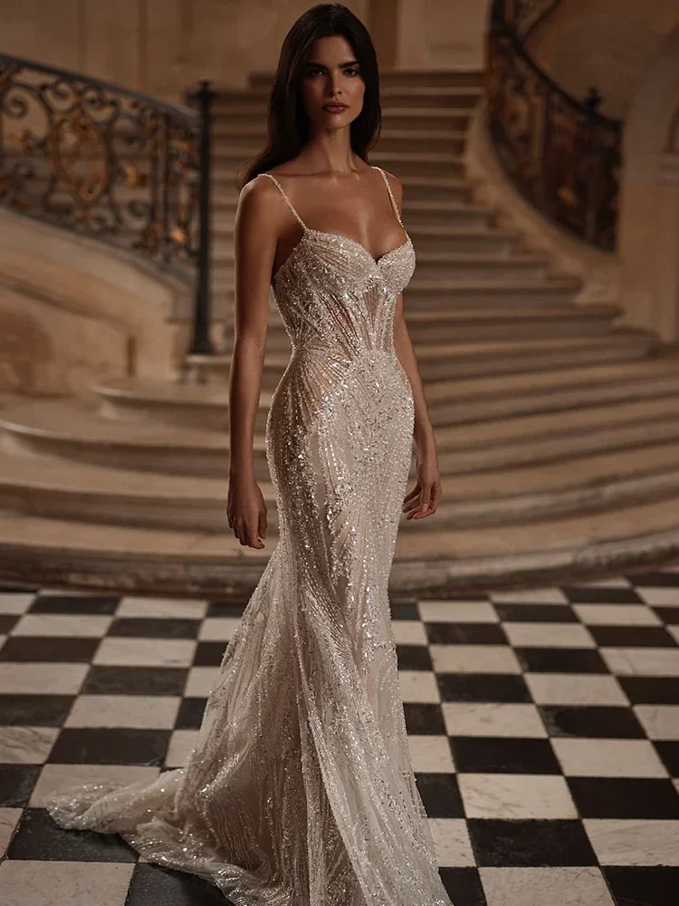 高級マーメイドウェディングドレス刺繍レースビーズエンパイアボールガウン恋人 V ネックノースリーブカスタマイズ Vestido デノビ