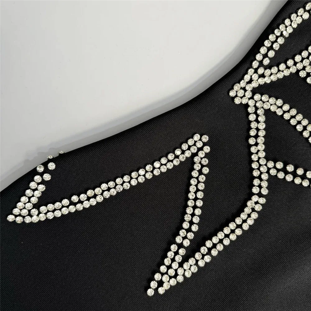 2025 Sexy lange mouwen strass maxi bandagejurk voor vrouwen elegante o-hals bodycon avondfeest cocktail clubjurken nieuw