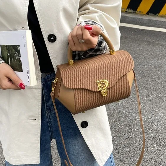 Women's Designer Tote Bag Korean Style Patchwork Crossbody Purse High Quality Leather Small Square Shoulder Bag for Women