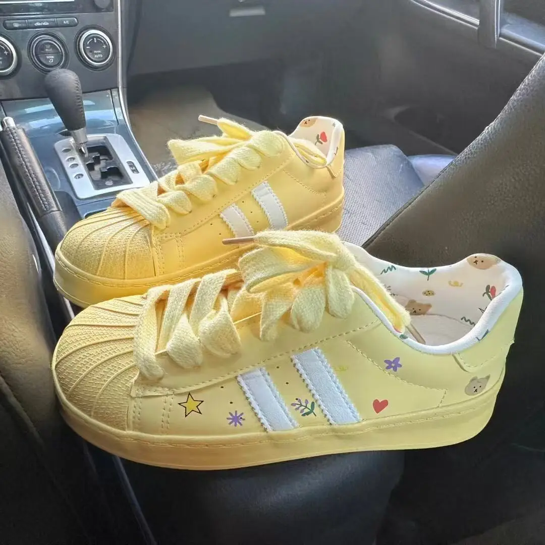 Thick-Soled Yellow …