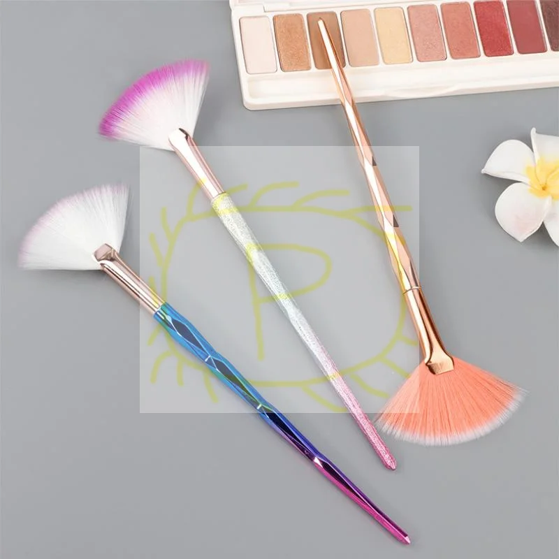 فرشاة مكياج كبيرة مسطحة لتسليط الضوء على شكل مروحة أحمر الخدود، فرشاة مكياج بودرة فضفاضة للوجه، أدوات كورية ناعمة ومريحة حتى الألوان للنساء #1