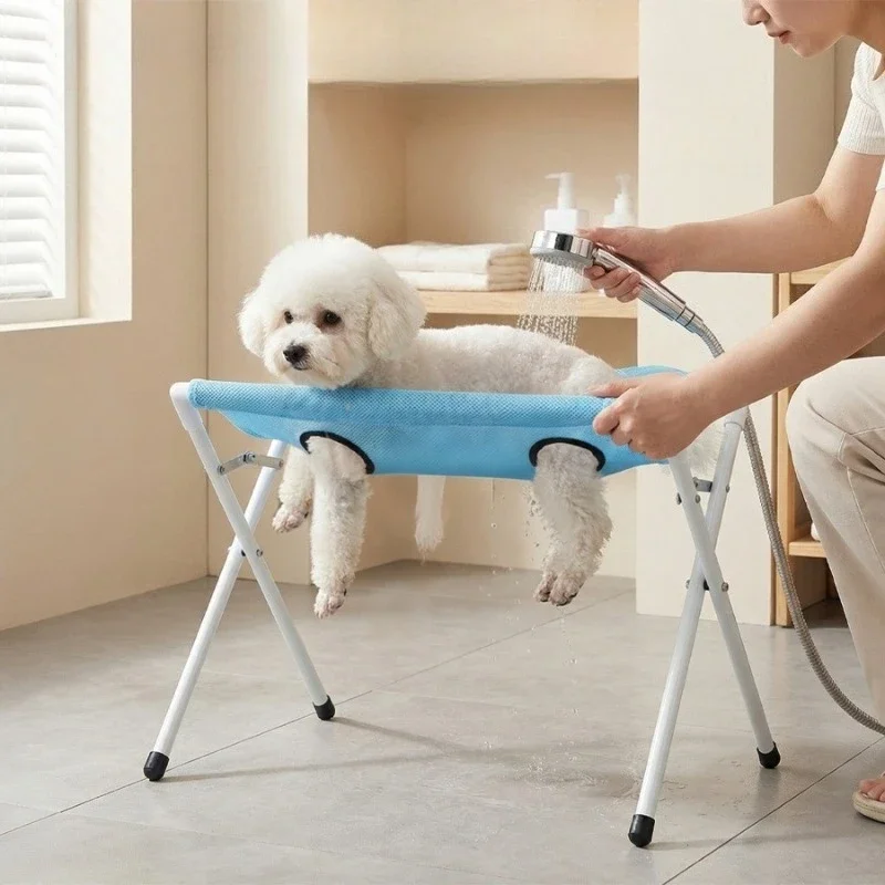 Pet anti-scratch bite can be split into small dogs, cats, nail clippers, bathing table retainers