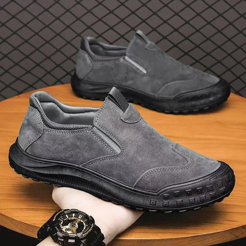 New Men's Spring Autumn Leather Slip On Flat Sole Casual Shoes Soft Sole Non Slip Head Wearing Outdoor Hiking Shoes Work Shoes