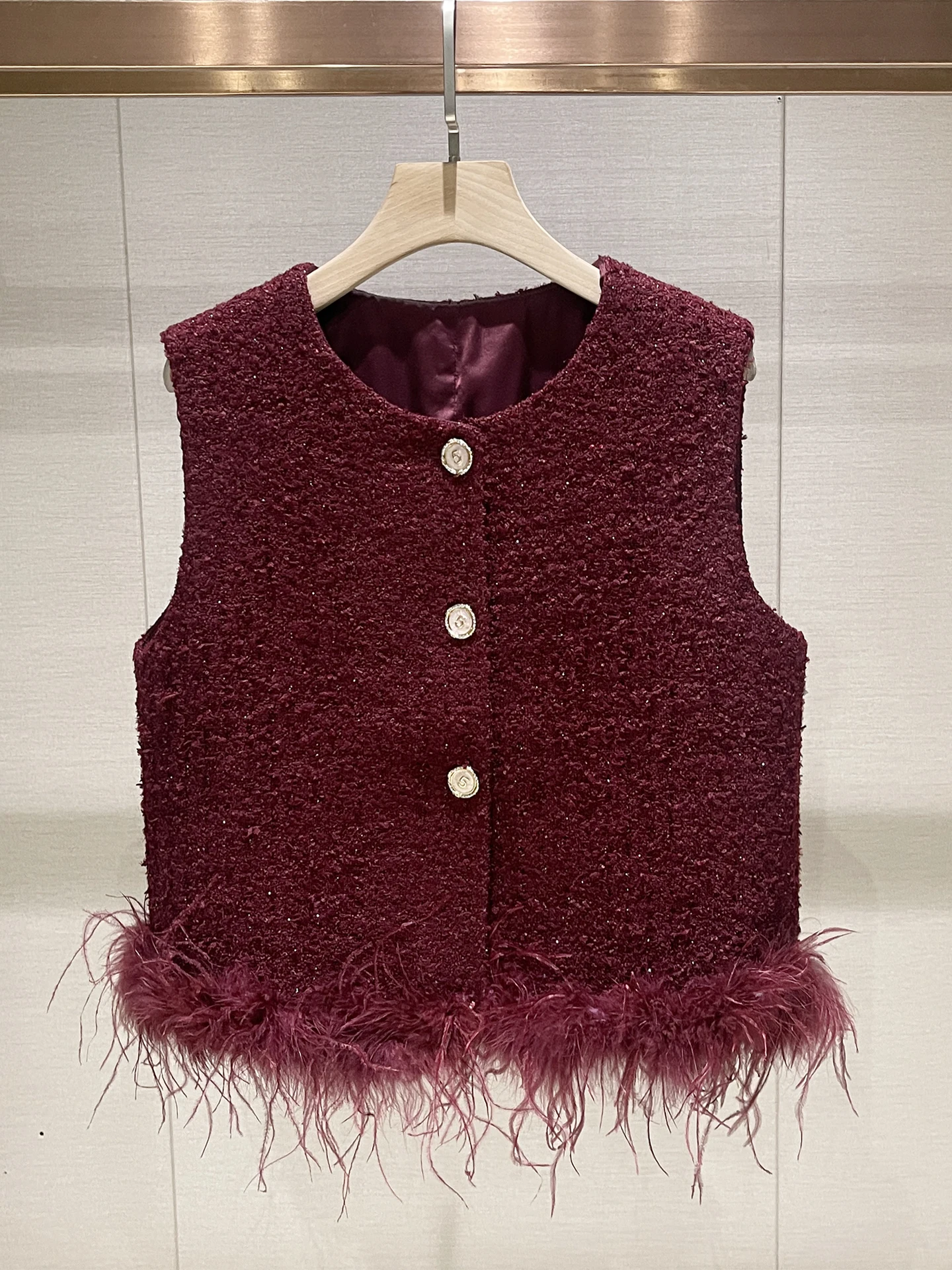 

Red Feather Tassel Vest Women's Faion Commute Sle Single Button Closure Winter New Arrival Outerwear by xian