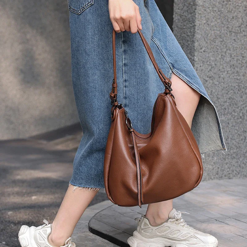 

Ladies Large Capacity Cow Leather Crossbody Bag Women Commute Cowhide Shoulder Underarm Bags Female Design Luxury Retro Handbags