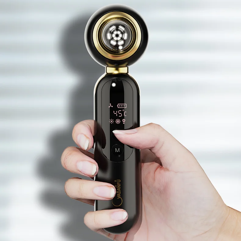 نوع الموضة جهاز كهربائي ساخن وبارد لإزالة الرؤوس السوداء وإزالة البقع الداكنة والعناية ببشرة الوجه