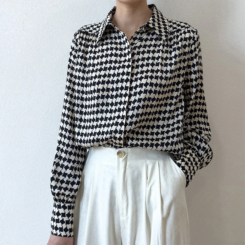 

Women Shirt 93% Mulberry Silk 7% Spandex 22 Momme Black White Houndstooth Printed Long Sleeve Casual Top Blouse M1262