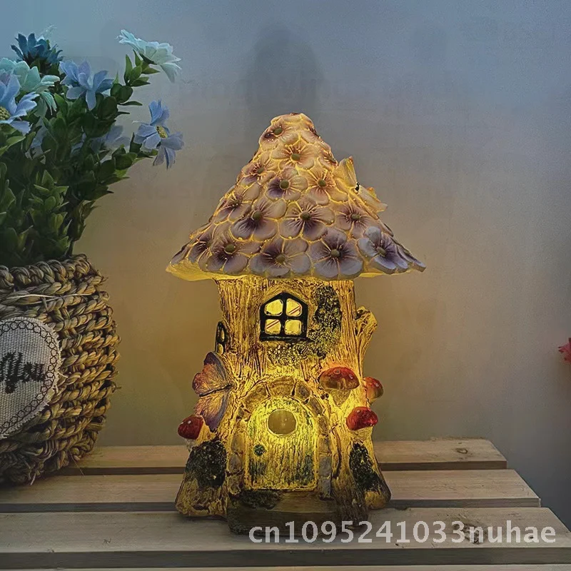 

Solar Resin Mushroom House Garden Outdoor Decor Purple Chrysanthemum Home Courtyard Pool Lighting Pastoral Style Synthetic Resin