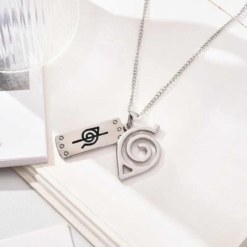 20 Stile Cartoon Anime Naruto Halskette Legierung Anhänger Cosplay Kakashi Kunai Zumaki Shuriken Zubehör Metall Sammlerstück Spielzeug