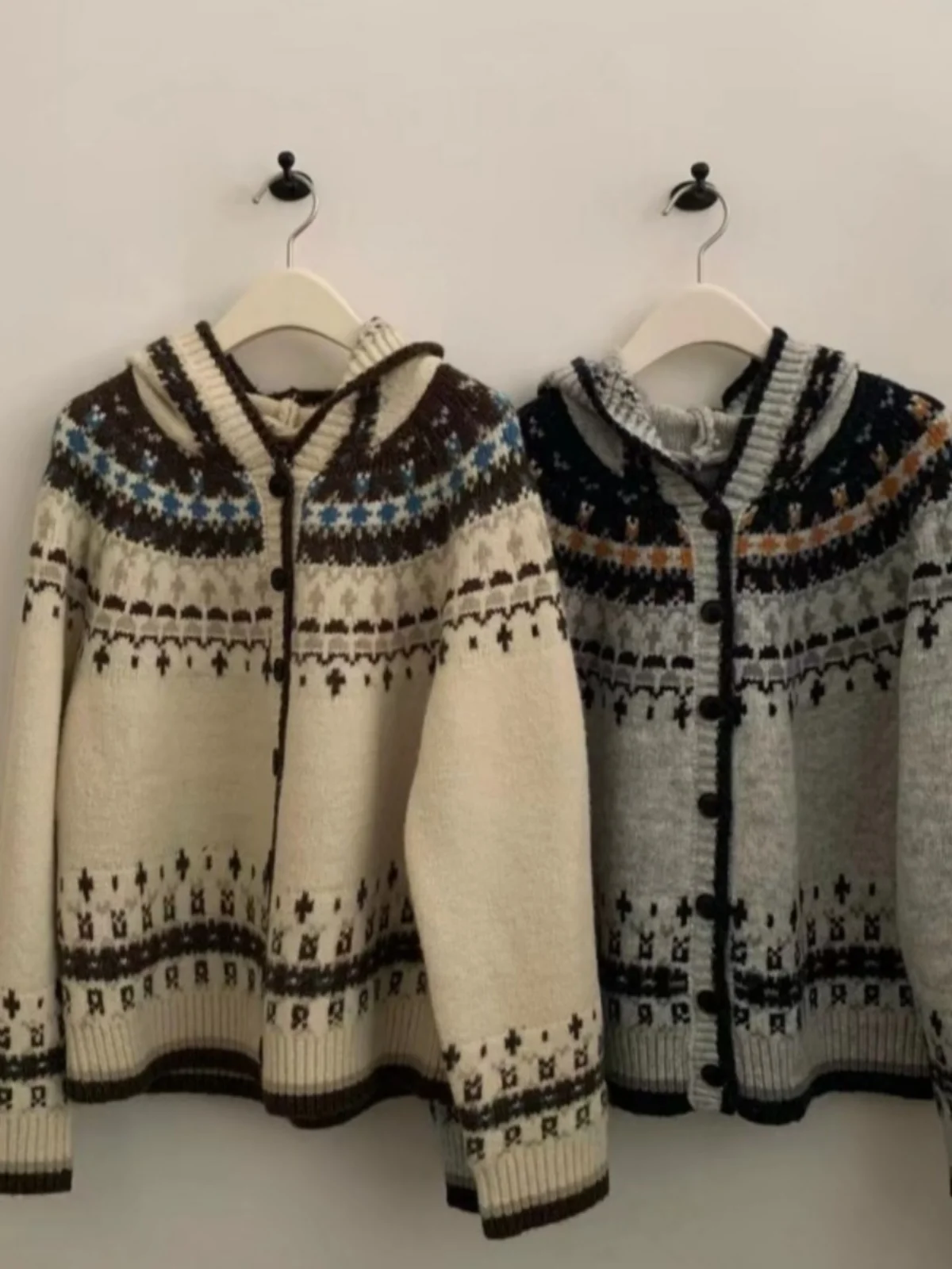 

Women's Knitted Open Cardigan Outerwear Loose Design Autumn Winter New Sle Vintage Floral Hat Hoodie Sweater Jaet