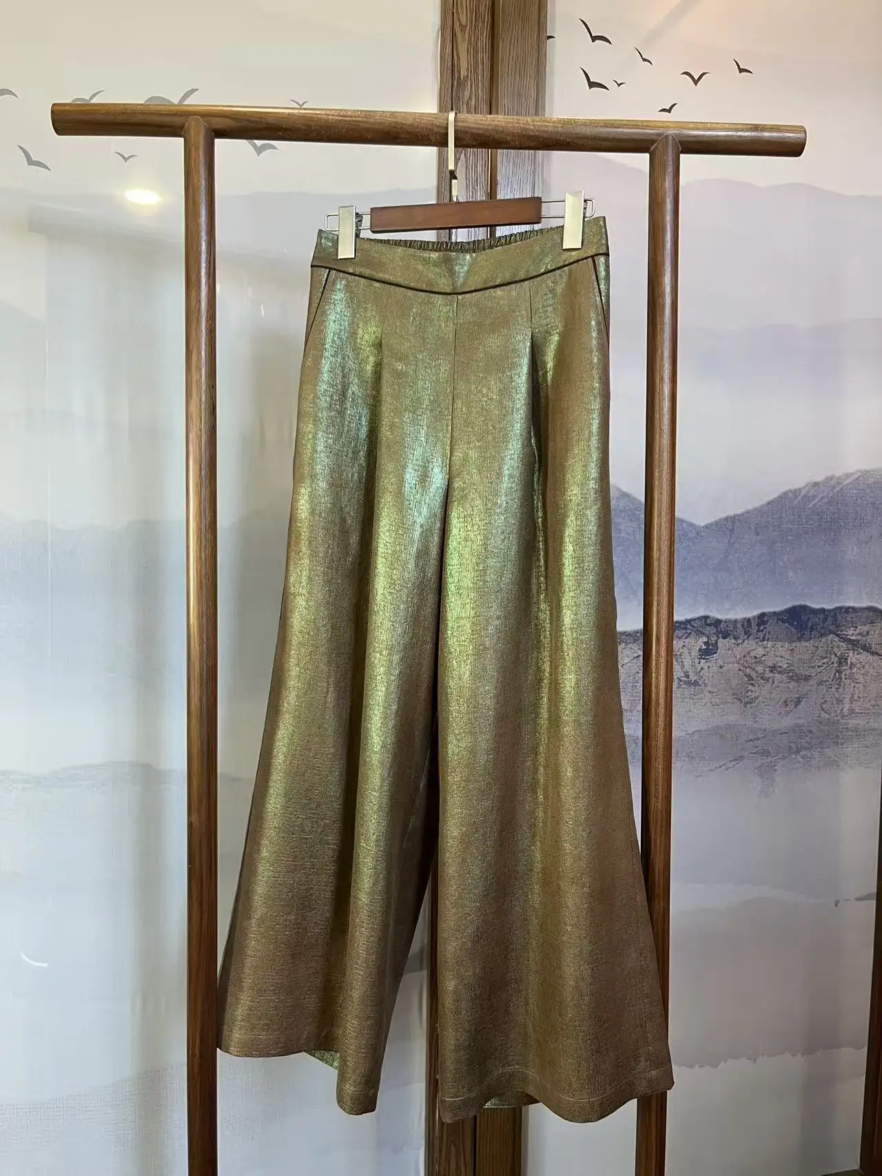 

Spring 2026 Gold Skin Xiangyun Silk Pants Loose High Waist Flared Trousers for Women Chinese Sle Long Pants Ethnic Wear