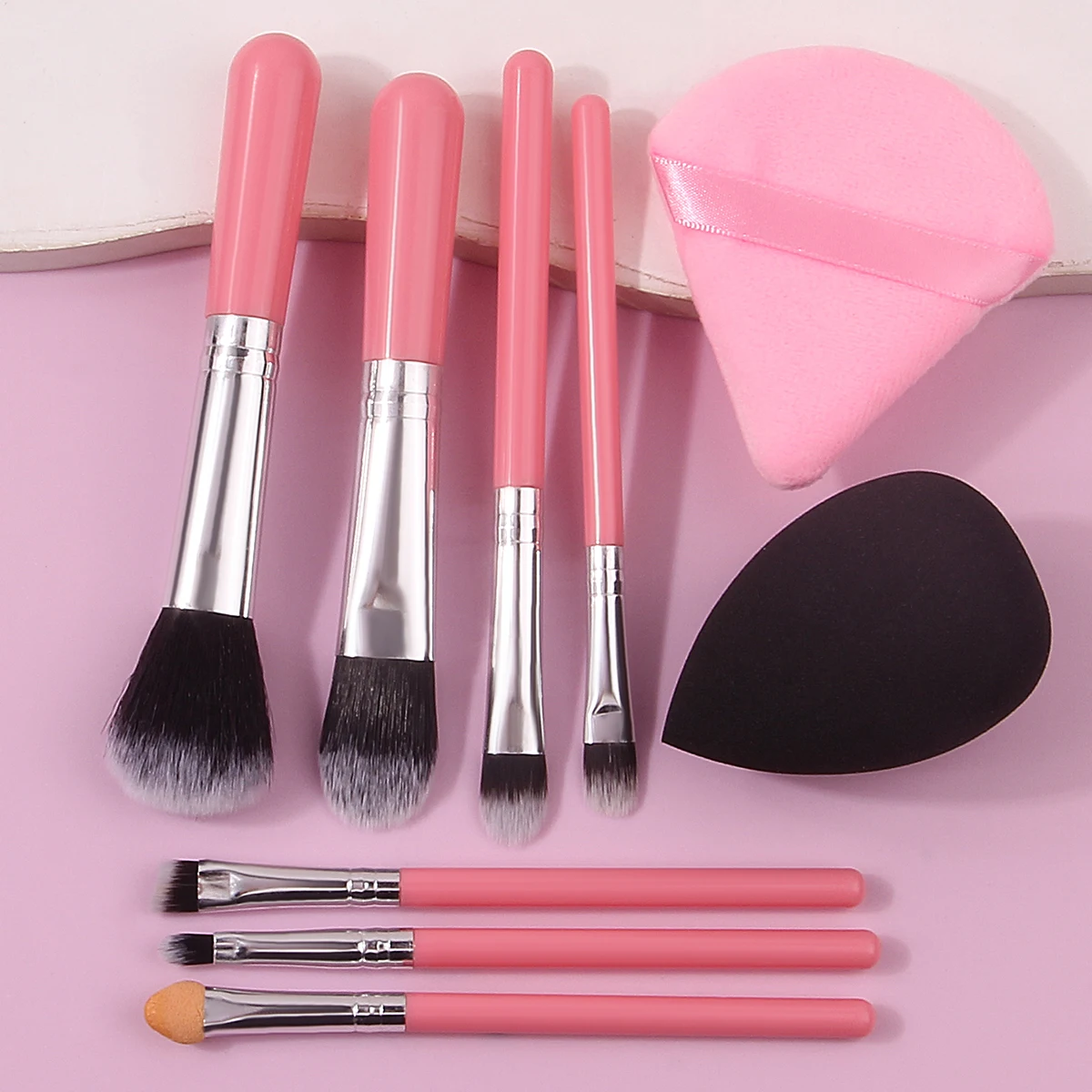 9-teiliges tragbares Mini-Multifunktions-Make-up-Pinsel-Set für die Reise und nicht verstopfender Schwamm für Ei/dreieckige Puderquaste