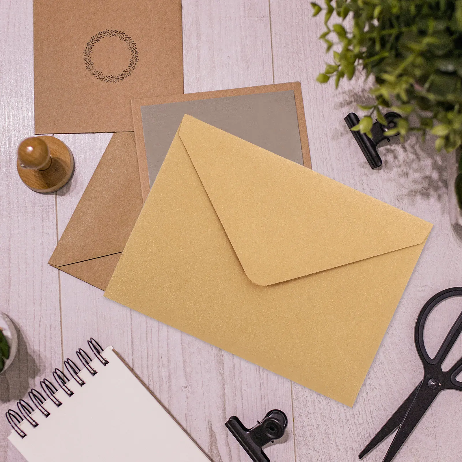 

50Pcs Reply Card Small Envelopes Thick Elegant Invitation Envelopes for Wedding Birthday Party Invitations Vintage Decorative
