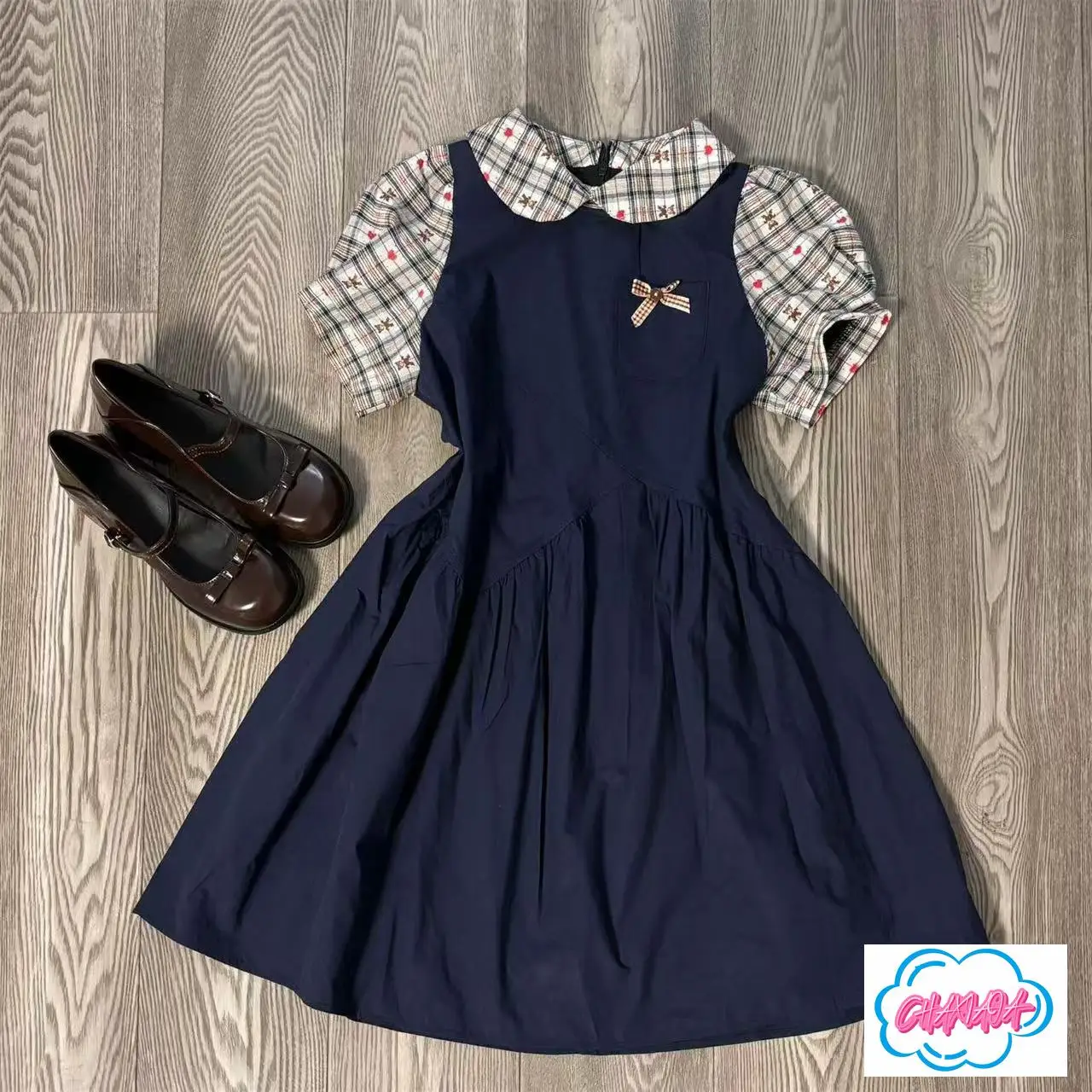 

Japanese Original Gentle Vacation Style Travel Loose Meat Cover Fake Two-piece Bow Plaid Splicing Lolita Doll Collar Dress Women