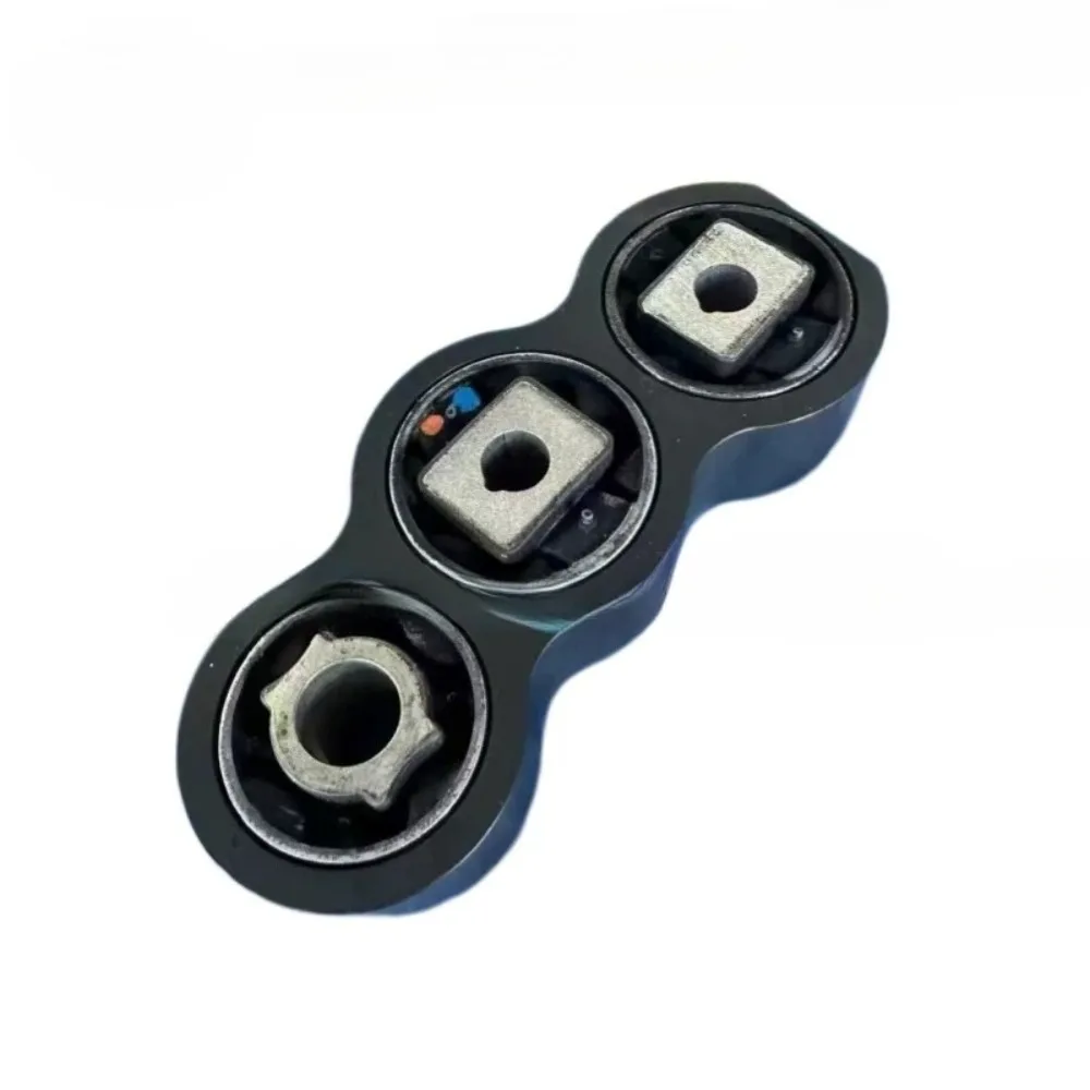 Motorcycle Parts 22119446084 Engine Balance Suspension Bracket Buffer Swing Arm Bracket for BMW C400X C400GT