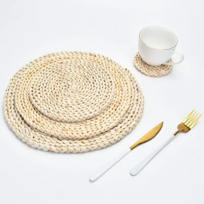 Round Woven Placemats for Dining Table,Natural Braided Rattan Tablemat,Hollow Wicker,Charger Plates for Holiday Kitchen TableMat