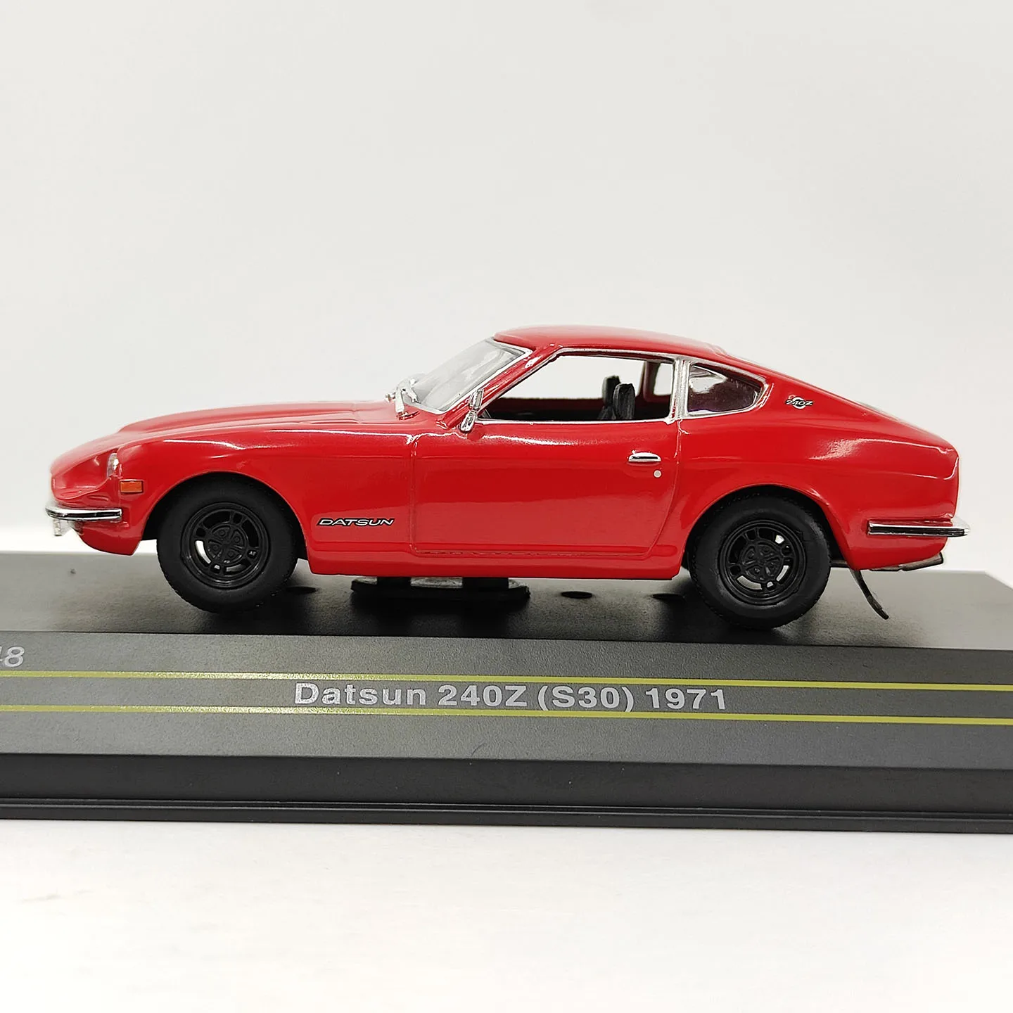 Diecast FIRST 1:43 Scale Datsun 240Z (S30) 1971 Red Alloy Car Model