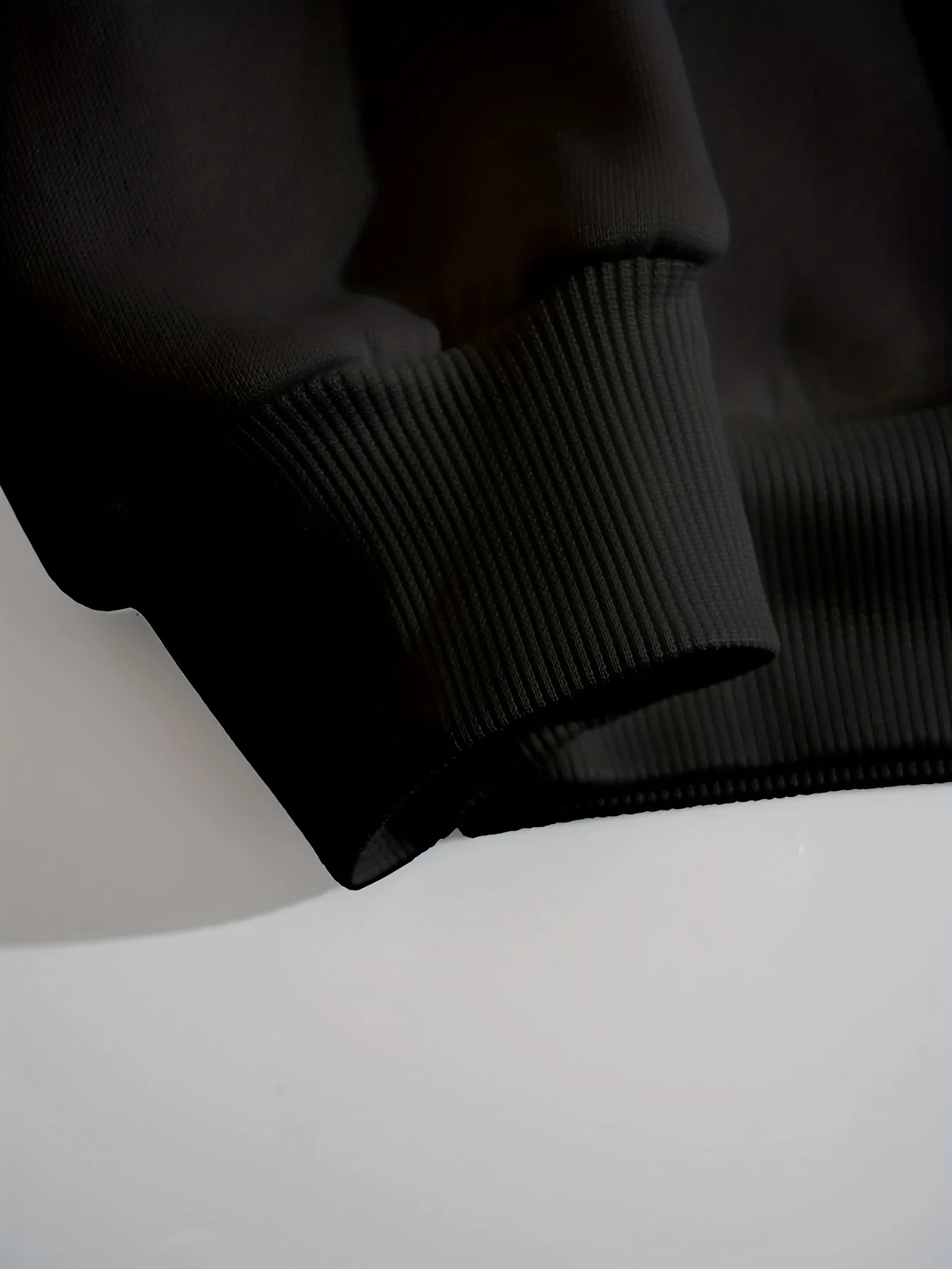 سويت شيرت نسائي كاجوال برقبة دائرية مع "WIFEY EST. طباعة حروف 2021 بوصة، بلوفر بأكمام طويلة لخريف وشتاء