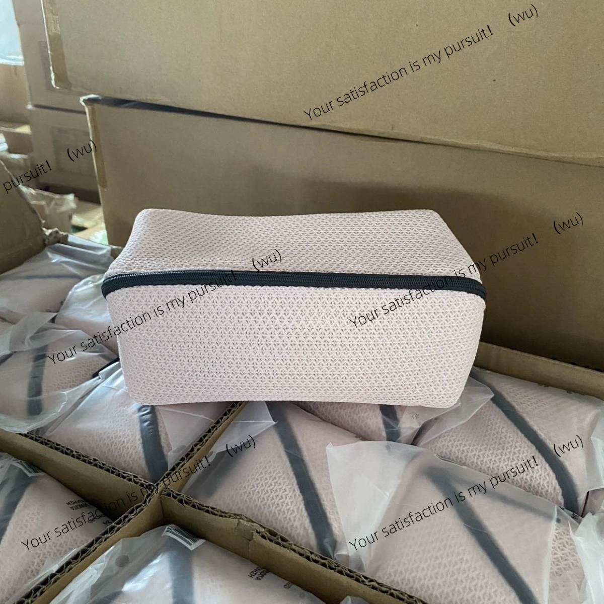 

Outer order mesh cosmetic bag, toilet bag, portable women's travel large-capacity transparent product storage bag box