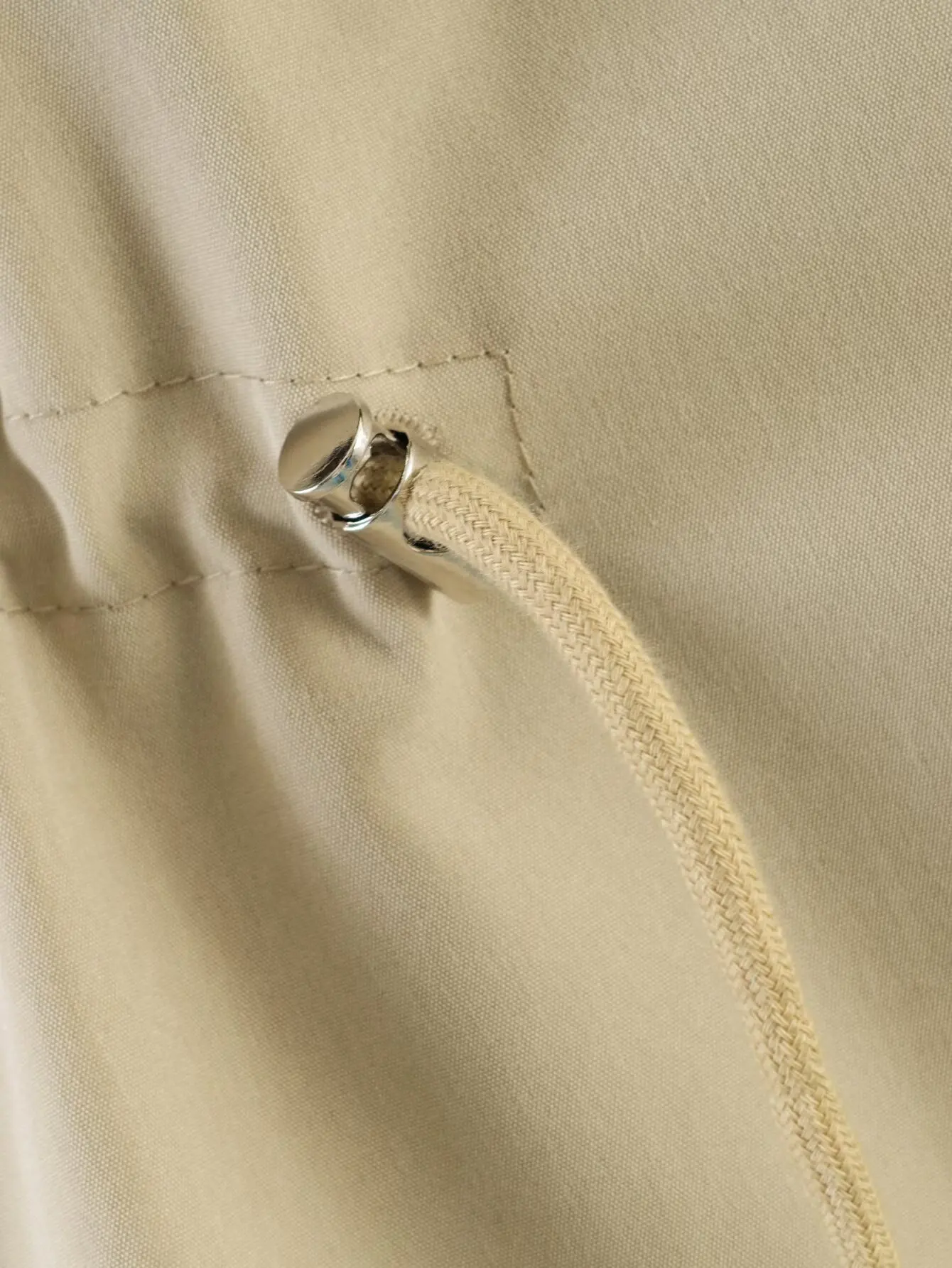 TFMLN Neue Damen-Windjacke mit Kordelzug, lockerer Schnitt, Knopfverschluss, lässiger Trenchcoat, einfarbig, für Frühling und Herbst, Street-Fashion Damenmantel – Detail 5