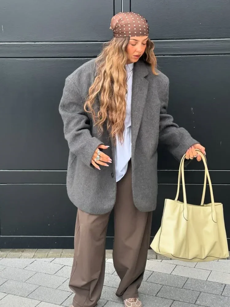 

Women's Lapel V-neck Woolen Jacket Fashion Solid Grey Full Sleeve Pocket Loose Overcoat 2025 Lady Autumn Daily Street Outerwears