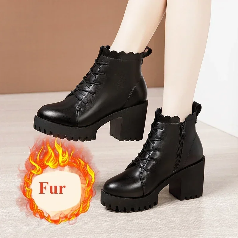 

8 см, маленький размер 32–43, новые ботинки из мягкой кожи, туфли на платформе, осень-зима, 2025 г., короткие ботильоны на меху на высоком каблуке, офисная мама