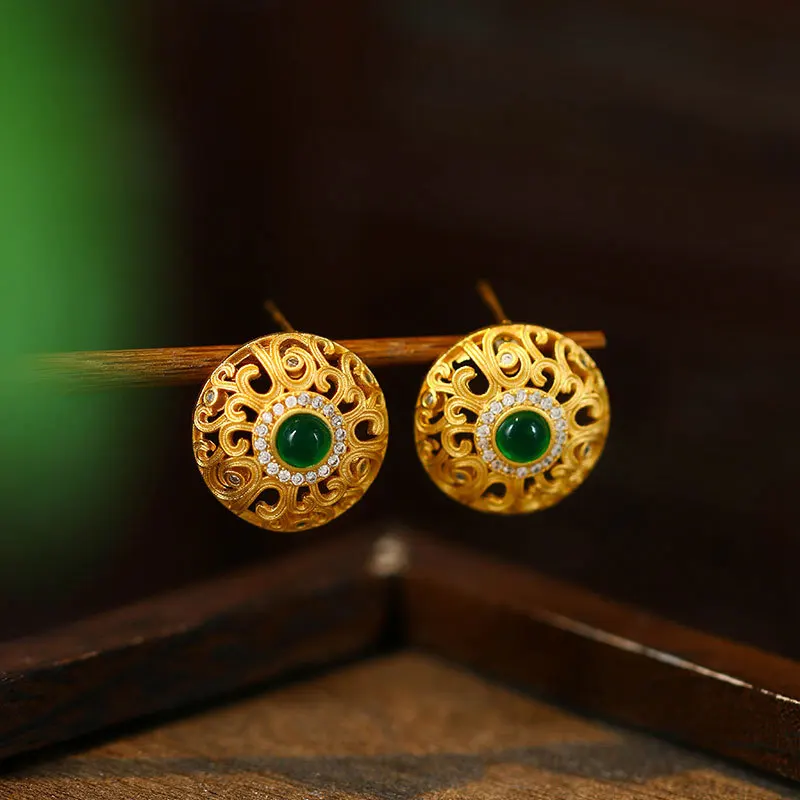 Traditional gold craftsmanship green chalcedony earrings S925 silver posts a touch of luxury versatile and unique