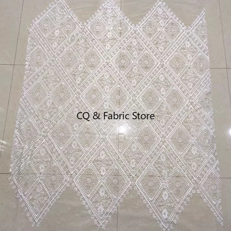 Tkanina koronkowa z haftem o geometrycznym wzorze, dodatki do sukni ślubnej, tkanina od projektanta.