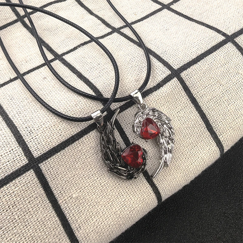 الشيطان الملاك الأحمر حجر الراين أجنحة زوجين المفاتيح للنساء الرجال قلادة القلائد مجوهرات هدايا #3