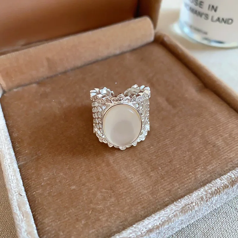 Minar 2026 Hot Sale White Green Color Oval Resin Hollow Out Wide Open Adjustable Cocktail Rings for Women Silver Plated Copper