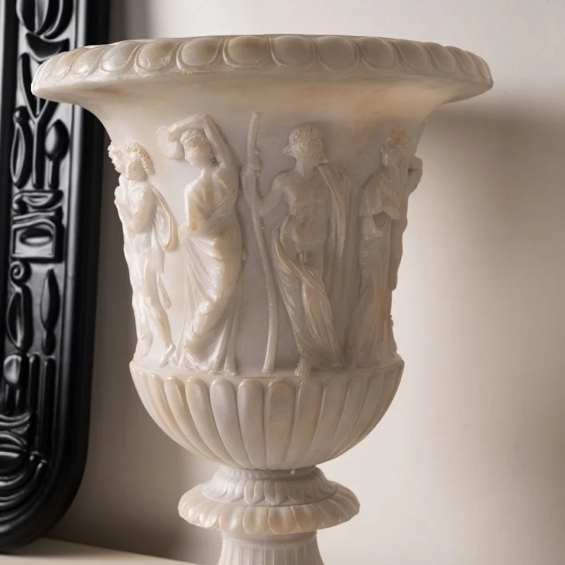 Resin Large Opening Vases Figure Relief Sculpture Living Room Desktop Ornament Vintage Art Vases Luxury Creative Home Decor