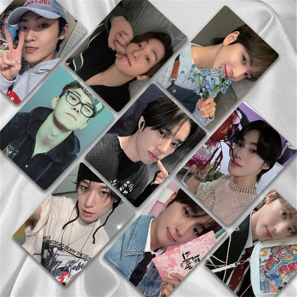 50Pcs/Set Kpop THE BOYZ Boxed Careds Laser Small Card Double Side Printing LOMO Card SangYeon JunYoung JaeHyun JuYeon Fans Gifts