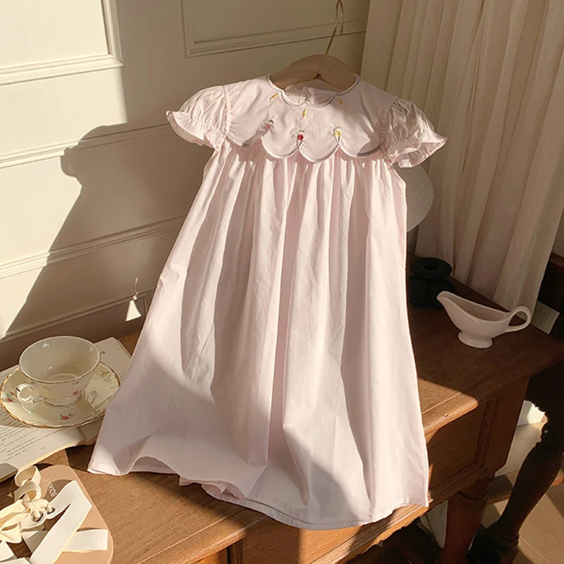 vestido-de-verao-para-meninas-de-1-a-6-anos-gola-flor-rosa-bordado-borda-com-babados-doce-e-fofo-casual-roupas-de-verao-para-criancas