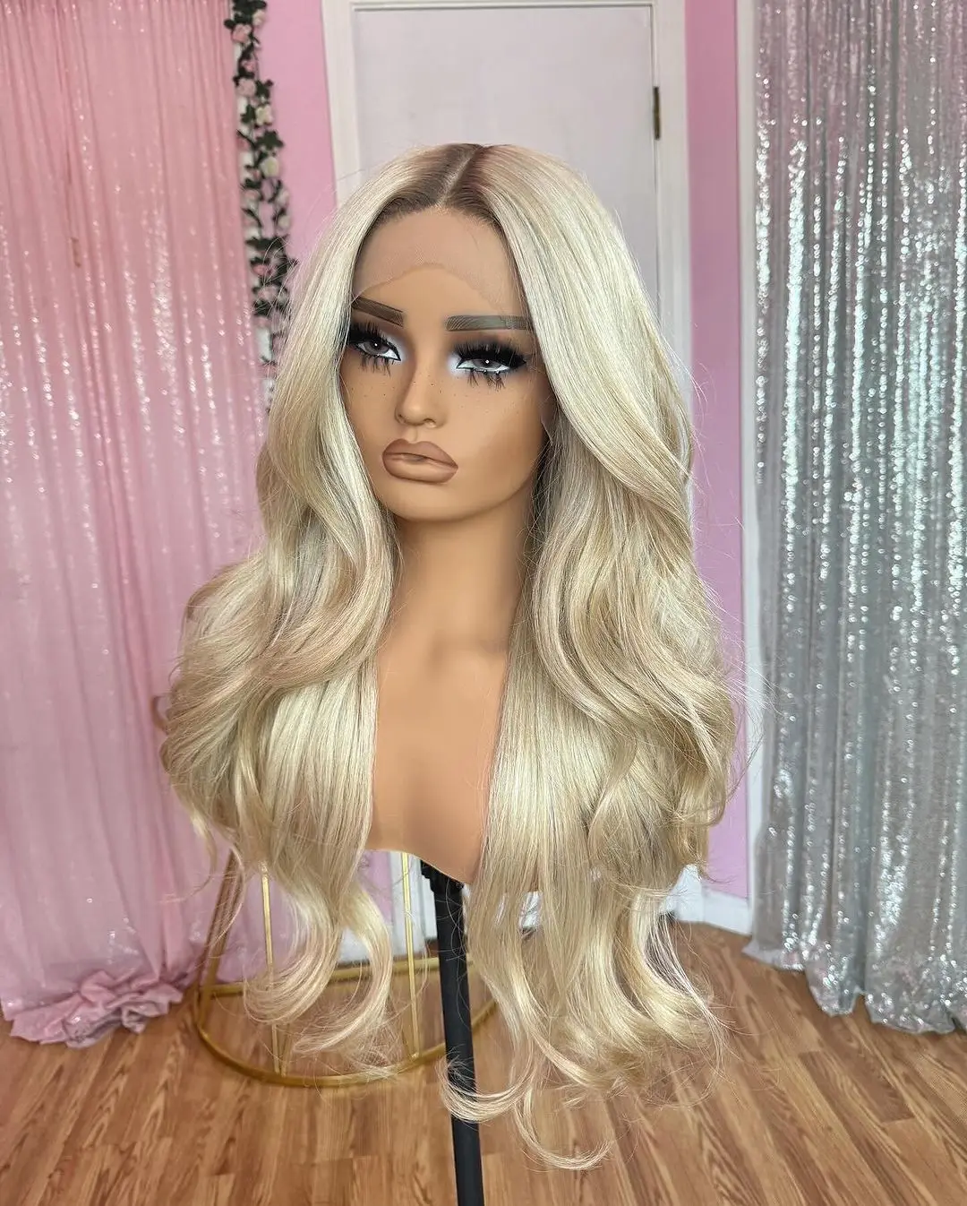 Ombre Long Slight Wavy Synthetic Hair Black Women Lace Front Wigs Light Platinum Blonde 26Inch Transparent Lace Wigs Easy Wear