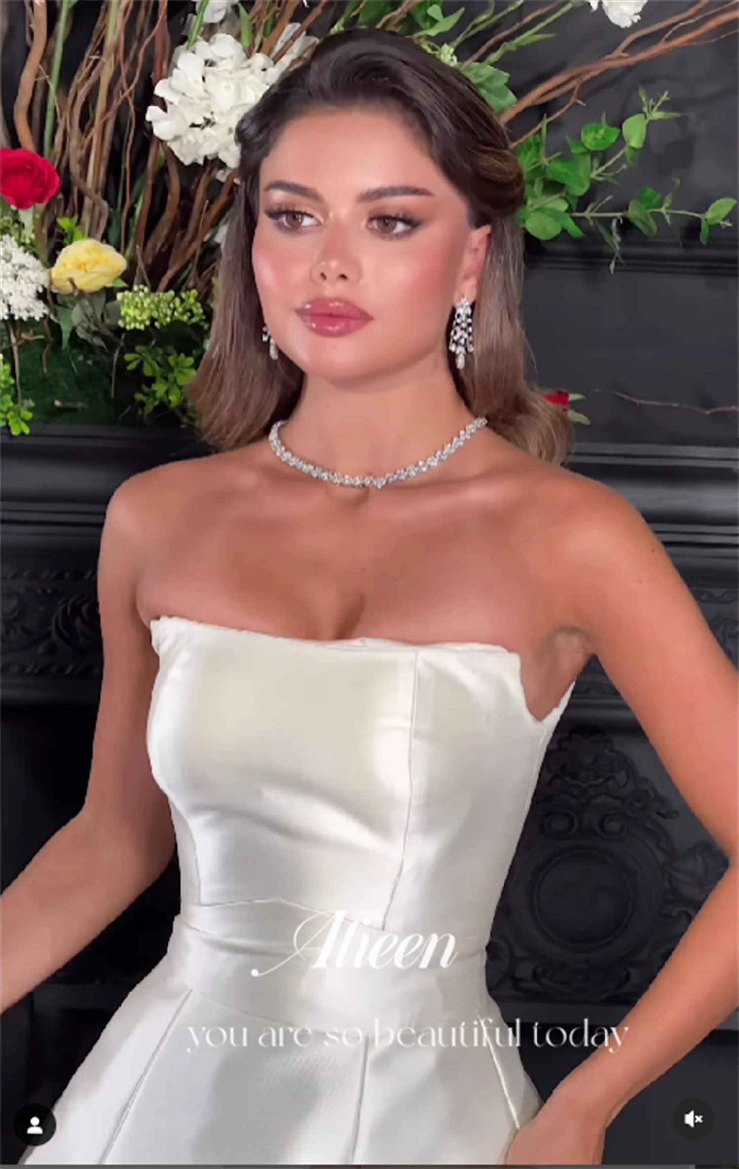 Aileen Strapless Grace 3D Flowers Satin A-line Eleganckie sukienki imprezowe dla kobiet Luksusowa sukienka na studniówkę 2024 Robe De Soiree Femmes Gala