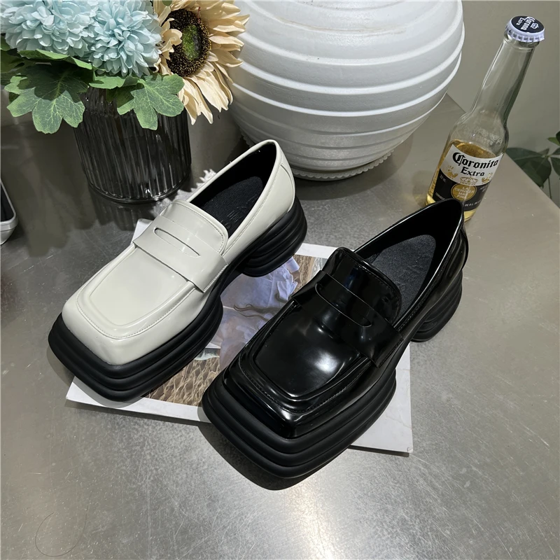 

Spring Autumn British Style Square Toe Patent Leather Platform Loafers Shoes Thick-Soled High Heels Fashion Women Casual Shoes