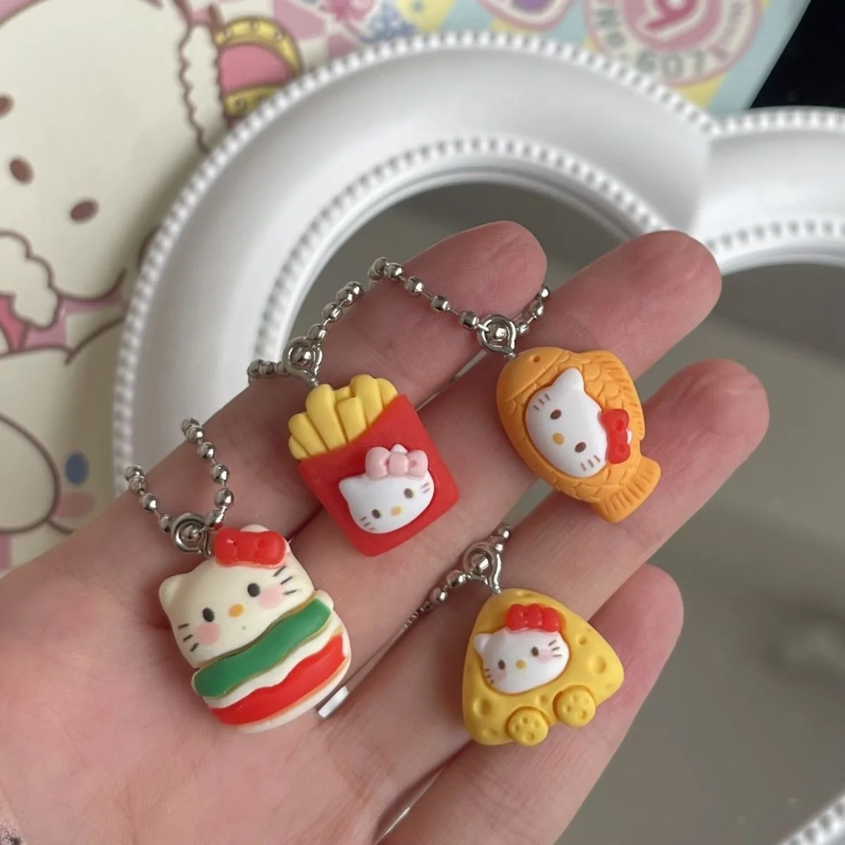 Sanrio Hello Kitty Keychain Cute Cartoon Mobile Phone Bag Pendant Fashion Keyring Jewelry Accessories for Girls New Year Gift