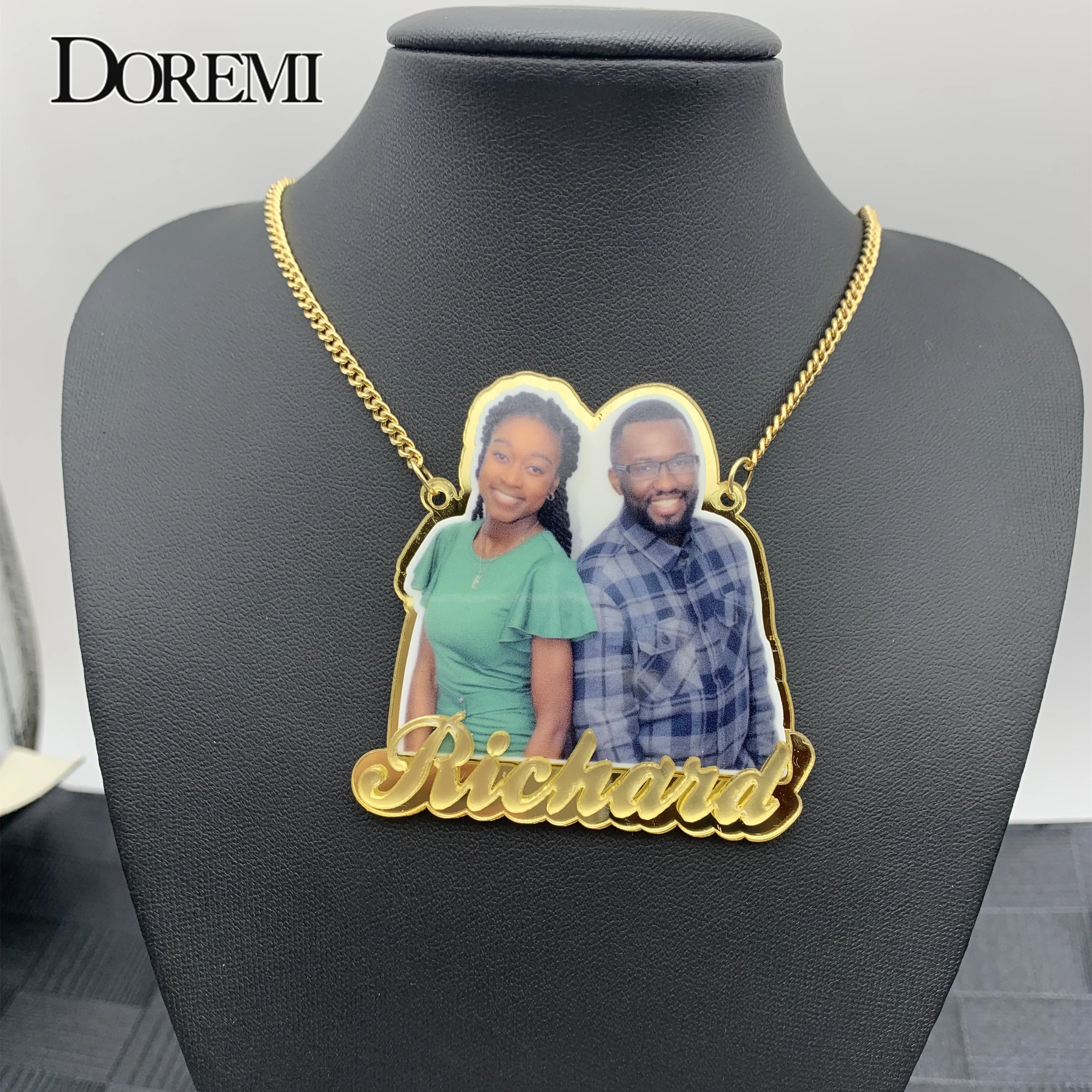 Custom Name Picture Necklace for Women Personalized Acrylic Pendent Necklace Kids Custome Jewelry for Family Memorial Gift
