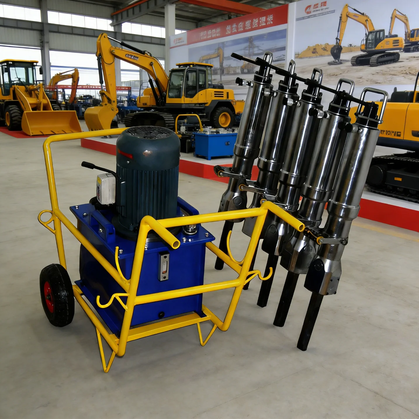 

Оптимизированный гидравлический камнекол для повышения эффективности добычи в карьерах