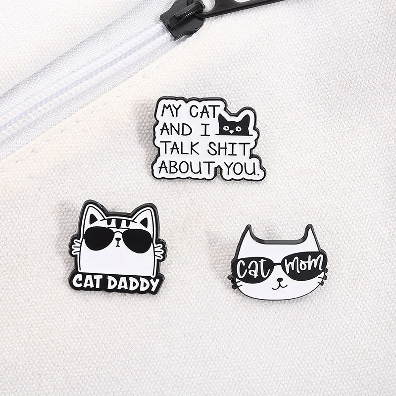 3 قطتي وأنا أتحدث عنك المينا دبوس مضحك إقتباس القط أمي الأب دبابيس شارة التلبيب مجوهرات هدايا للأصدقاء عاشق القط