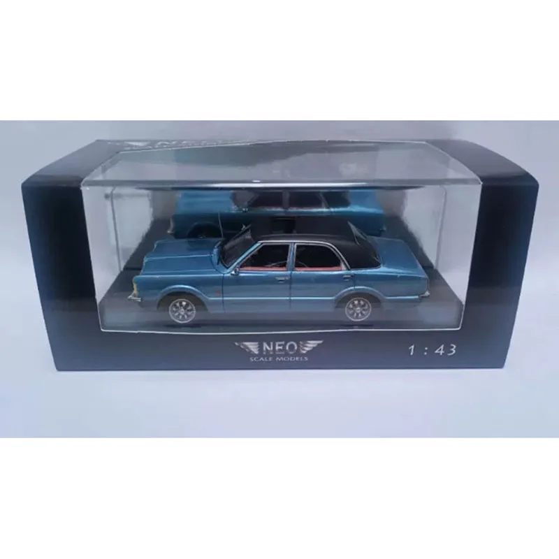 NEO 1: 43 Scale Ford Taunus GXL 1973 Rasin Car Model Ornament