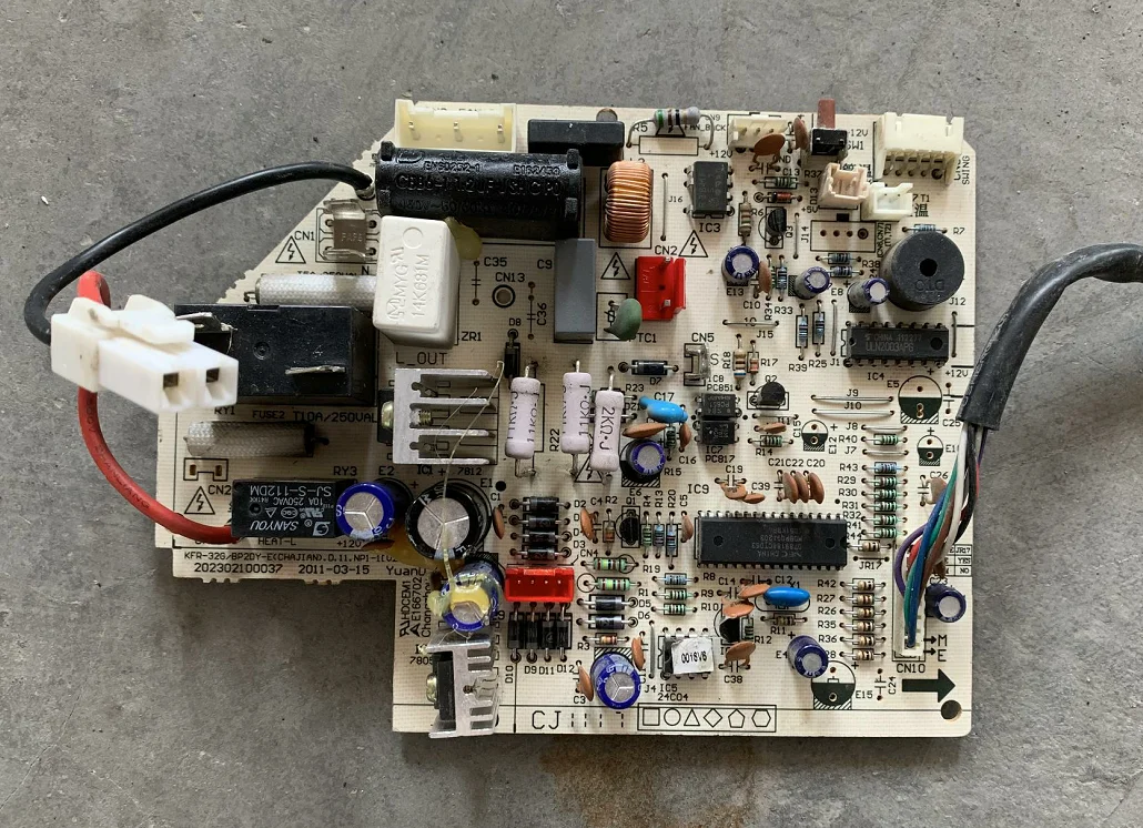 

Midea inverter air conditioner KFR-32G/BP2DY-E computer main board 202302100037